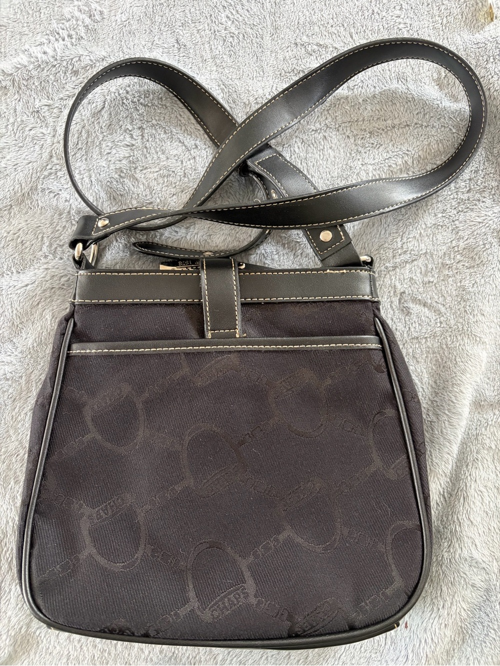 Chaps Black Crossbody Bag with Gold-Tone Hardware - Picture 2 of 7
